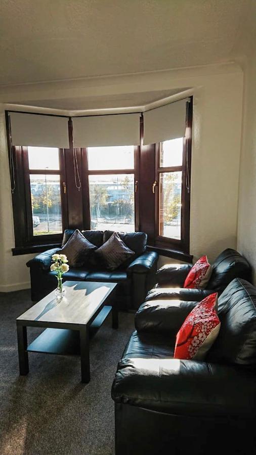 Carnock Road Apartment - Silverburn Shopping Centre Glasgow Eksteriør bilde