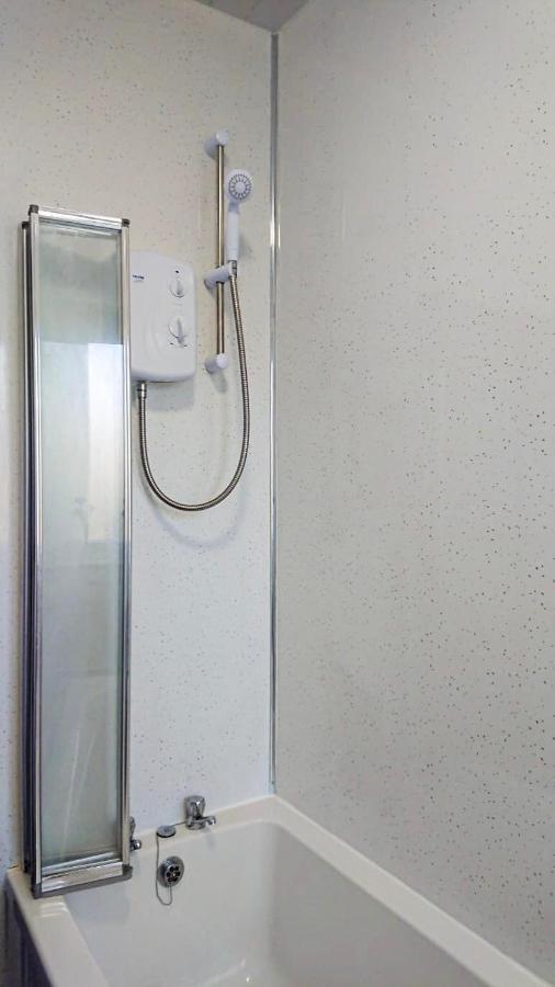 Carnock Road Apartment - Silverburn Shopping Centre Glasgow Eksteriør bilde