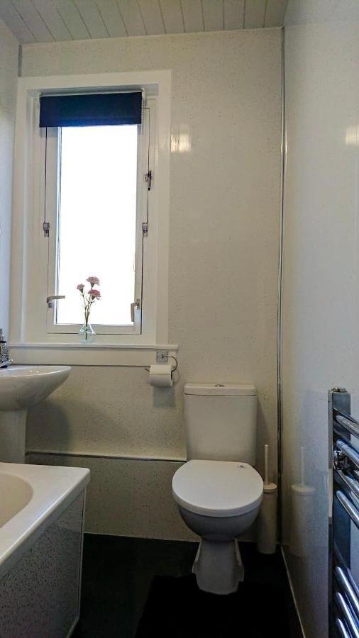 Carnock Road Apartment - Silverburn Shopping Centre Glasgow Eksteriør bilde
